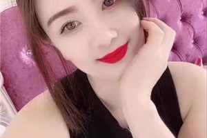 验证一个价格实惠，超喜欢吃JJ的高冷妹妹，花式口活让你…