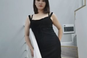 新鲜的成都淑女，娇小玲珑，苗条水多，吹拉弹唱扛著操.