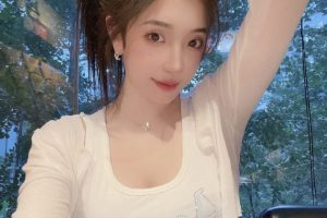 东四环百子湾附近大胸清纯骚妹，绝对爱不释手