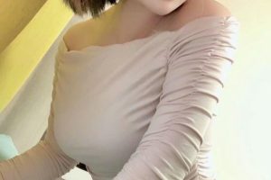 颜值好靓!肤白貌美川妹子，三点粉嫩嫩.B紧水多朐大