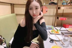 刚下水的妹子，很嫩很紧,高颜值