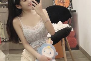 丰台粉嫩小公主无限玩,水多逼紧，制服诱惑情趣黑丝