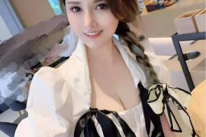 皮肤白嫩,容易出水的温柔妹子.