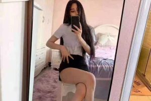 24岁的上「]妹子,喜欢后入做被我操的语无伦次