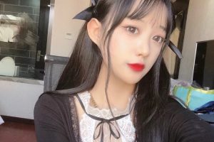 20出头刚到京兼职的小妹妹颜值太棒了.