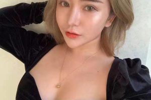 周末战斗百子湾的可爱性感00后可乐妹妹