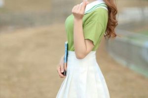 朝阳百子湾媛媛,丝袜制服玩得挺情趣后入很爽!