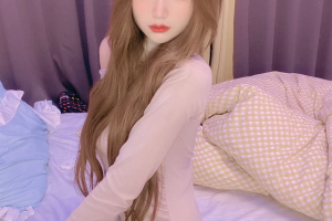 给大家介绍一个真实在京的极品小嫩妹，活好不机车