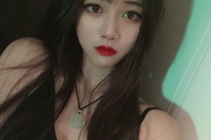 19岁校外兼职学妹