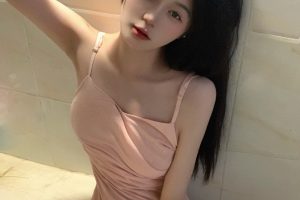 00后粉嫩逼紧水多妹妹