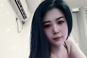 大长腿小姐姐,抓着大屌吸吮主动骑乘爆插怼着屁股撞击受不了