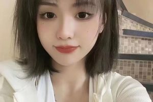 小萝莉自聊自做兼职