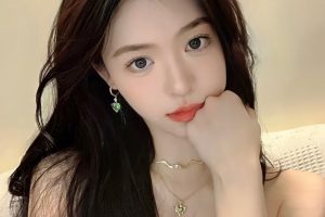 刚下海妹妹年龄不大，妹妹姿势精通