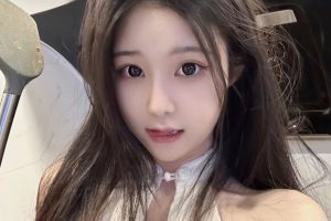 风骚小妖精黑丝情趣诱惑 狂烈抽插出水不断