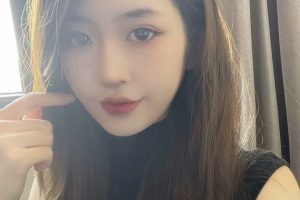 朝阳刚下水00后妹子 水多活好