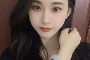 兼职清纯美女新下水，可上门