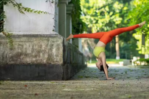 瑜伽教练，解锁任何姿势