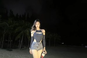 北京骚气肤白貌美气质大胸美女