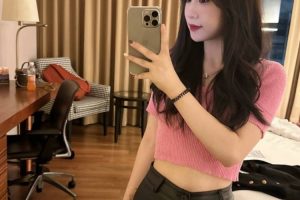 大胸长腿，漂亮，骚气，欲求不满