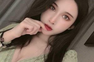 中项妹子配合度高，比较乖，只要不过分的都能配合