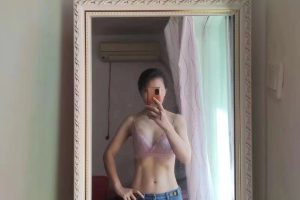 马甲线大妞，中小服务（无大，无夜，无上门）