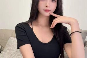 体验风骚完美身材小姐姐