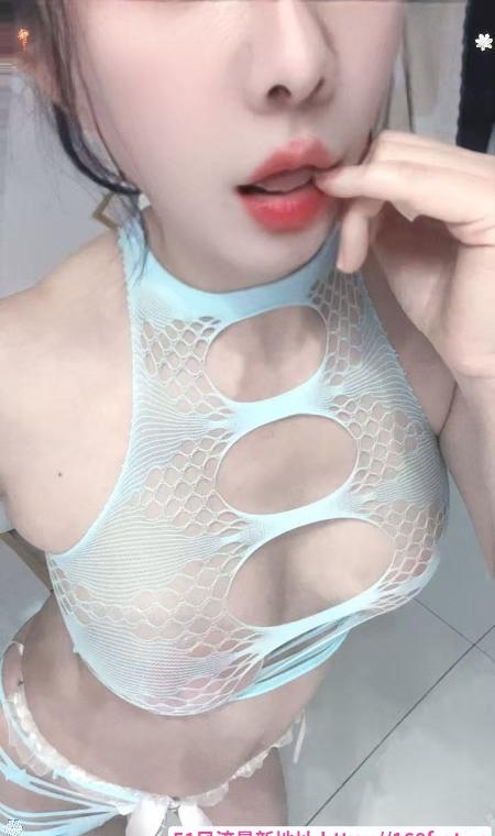 百灵鸟小姐姐